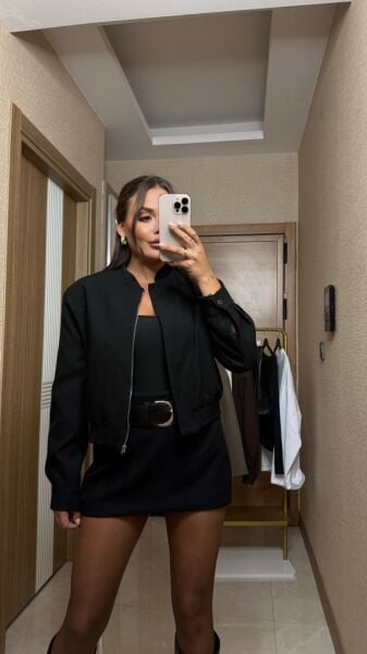 Siyah Ceket Şort Etek Takım